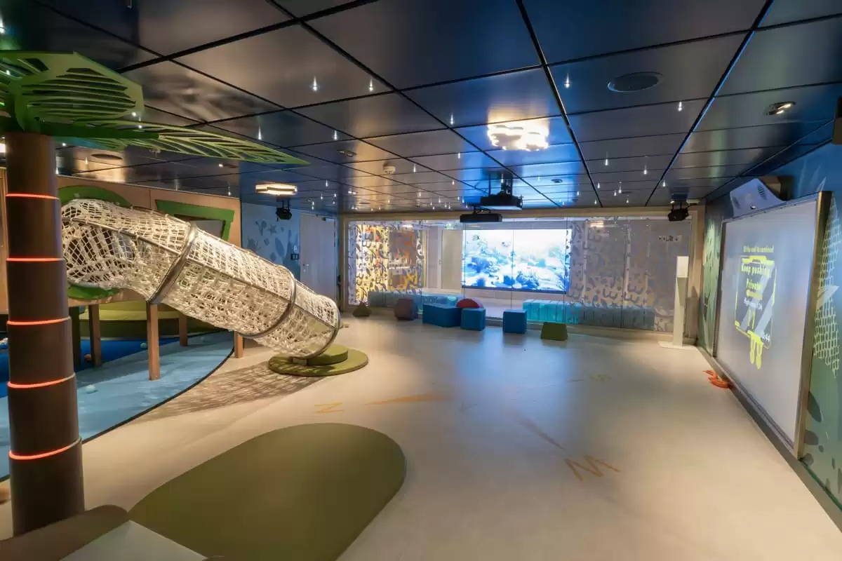 le Aroya :  cabine 136