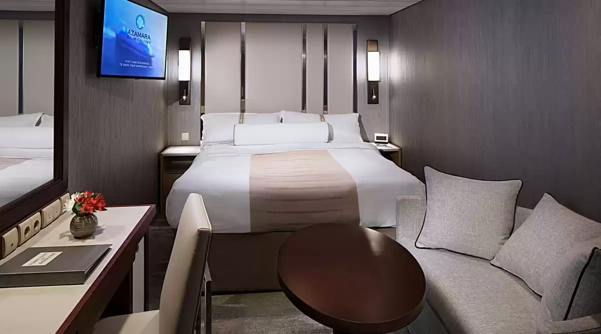 Il Azamara Onward :   15