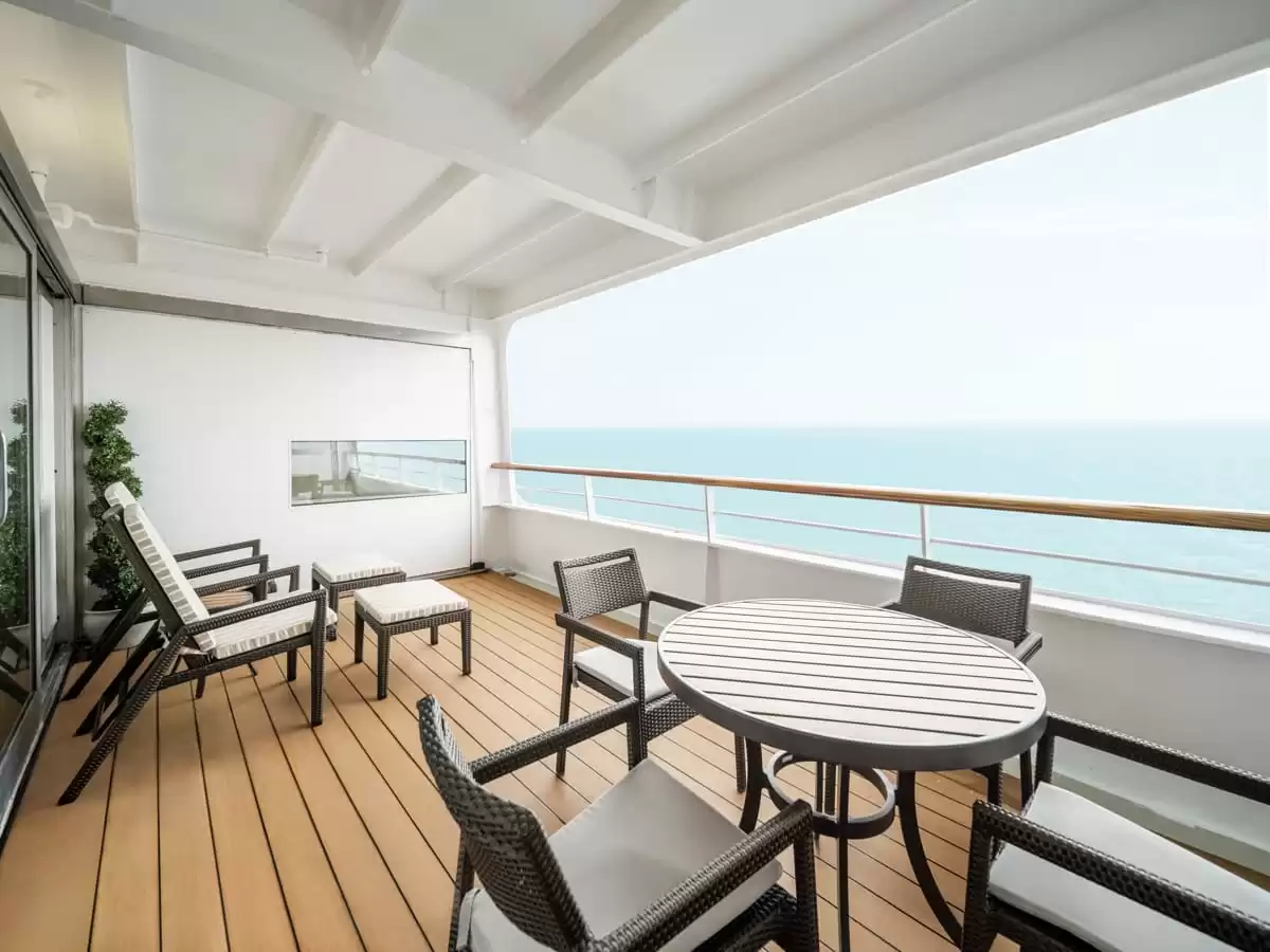 le Renaissance :   9