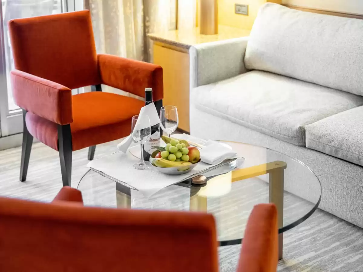 le Renaissance :   12