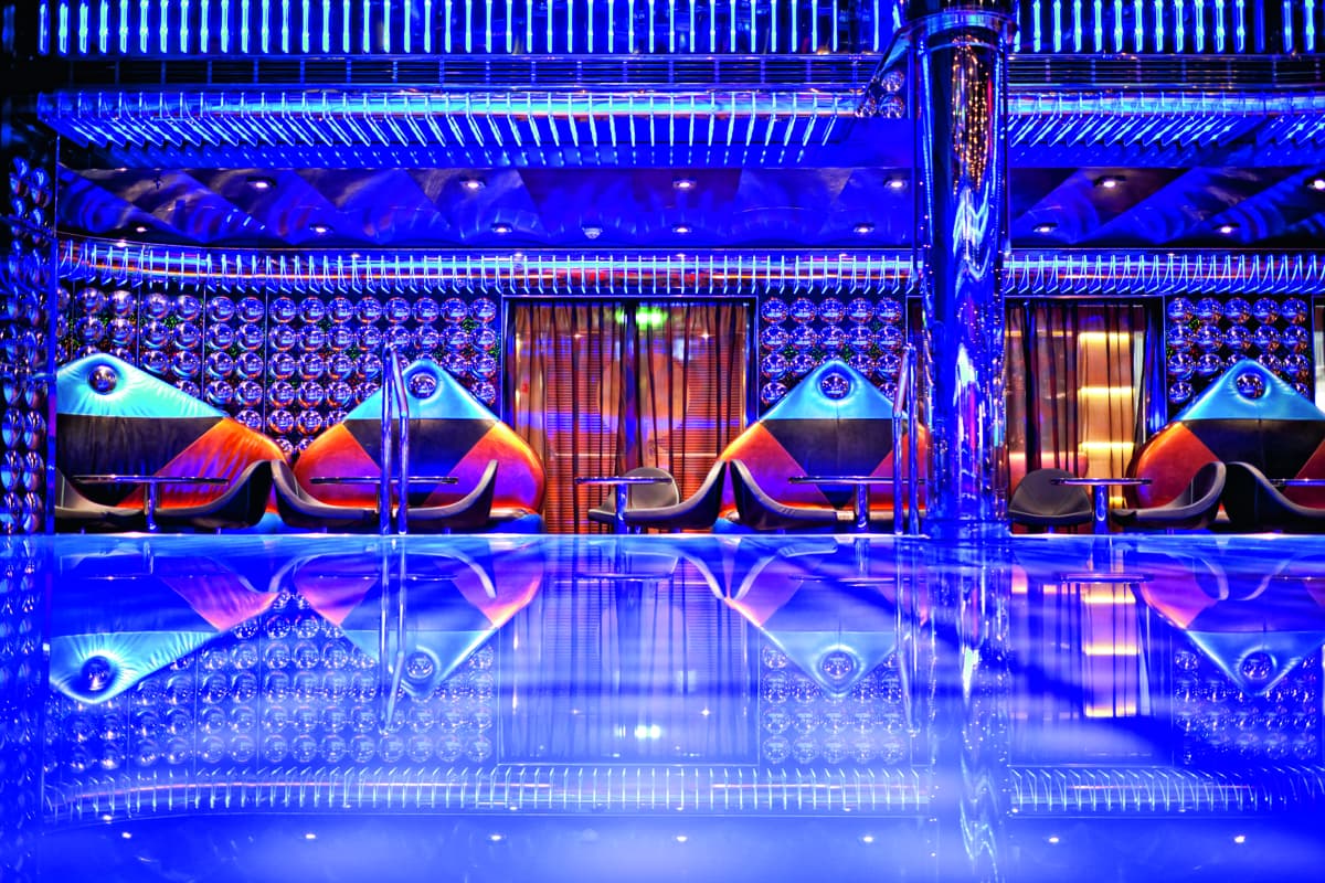 le : cabine 18
