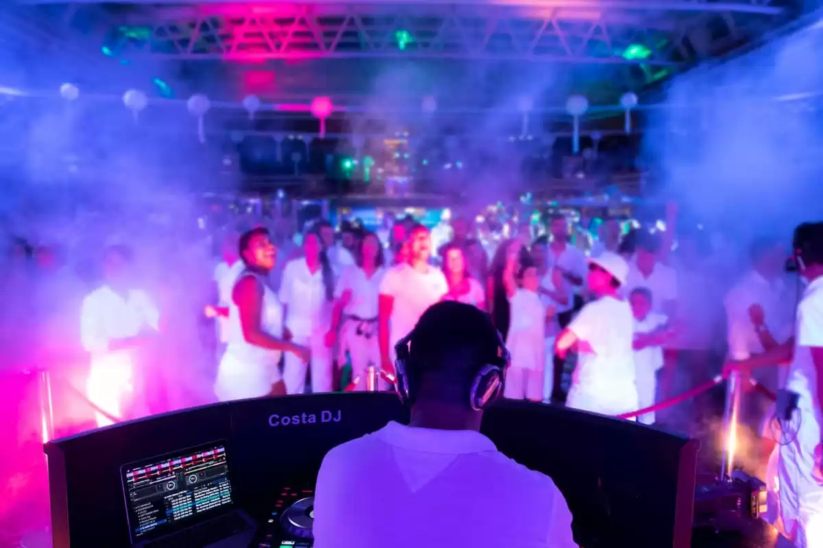 le Costa Pacifica :  cabine 37