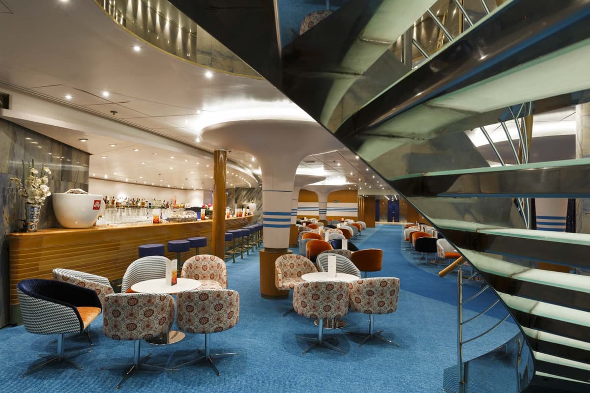 le : cabine 8