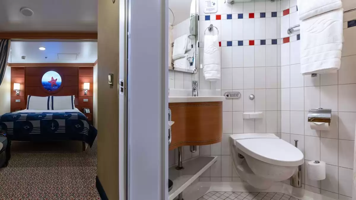 le Disney Dream :   7