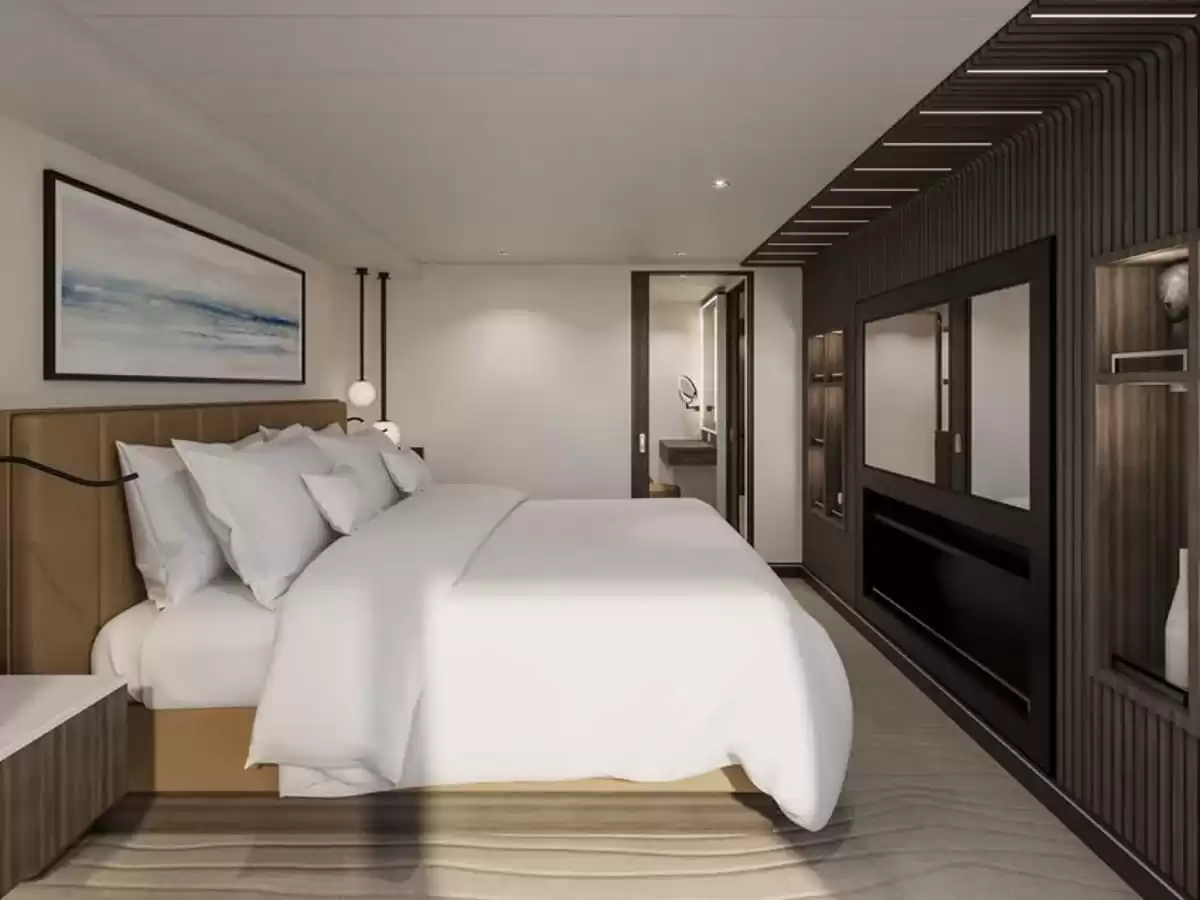 le EXPLORA III :   9