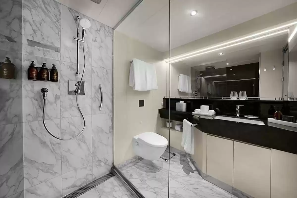 le EXPLORA III :   26