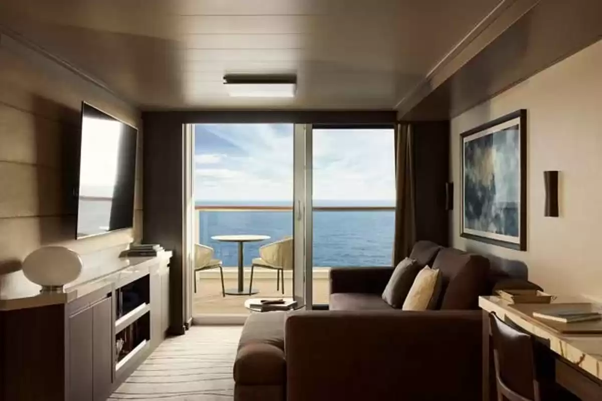 le EXPLORA III :   45