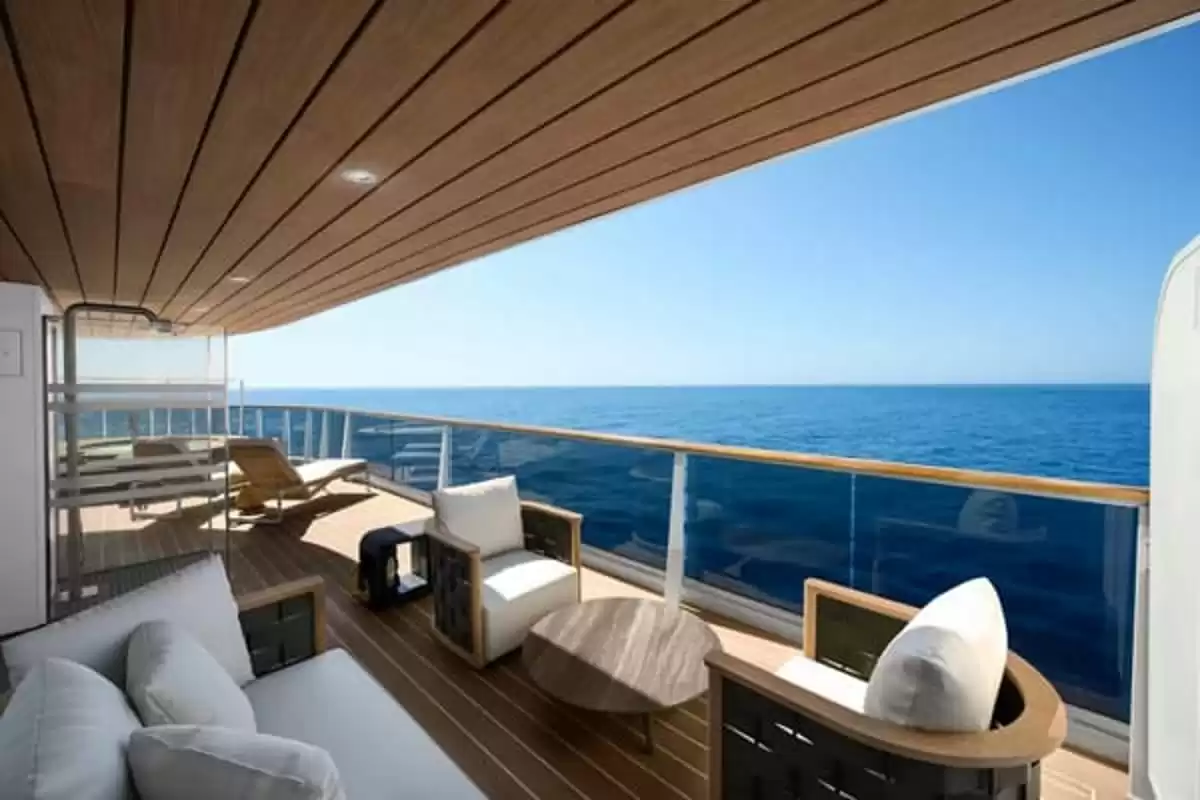 le EXPLORA III :   19