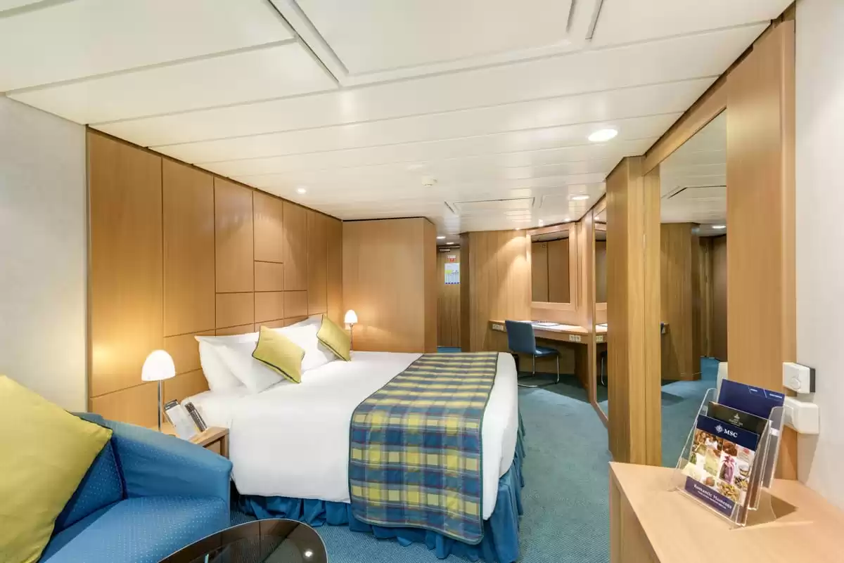 Il MSC Armonia :   2