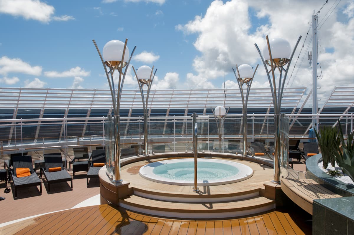 le : cabine 83