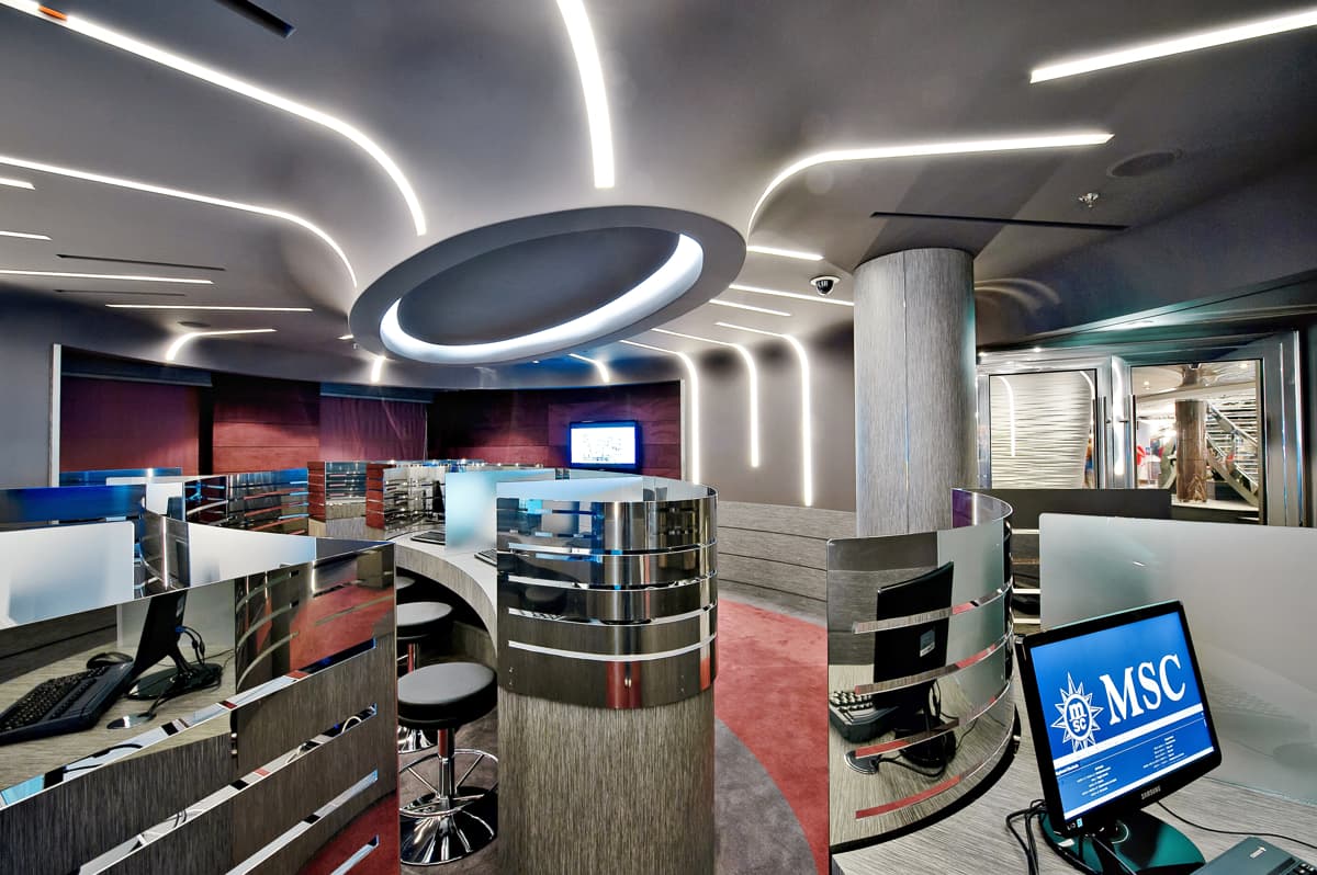 le : cabine 100