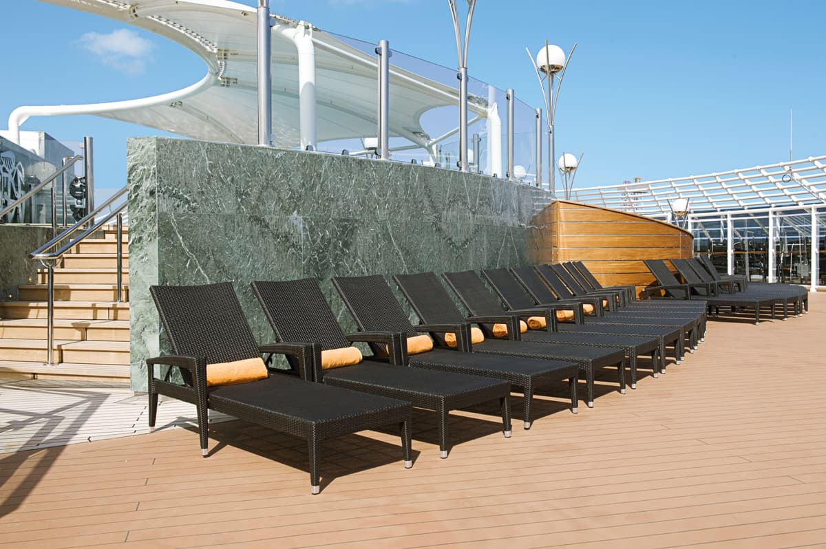 le : cabine 33