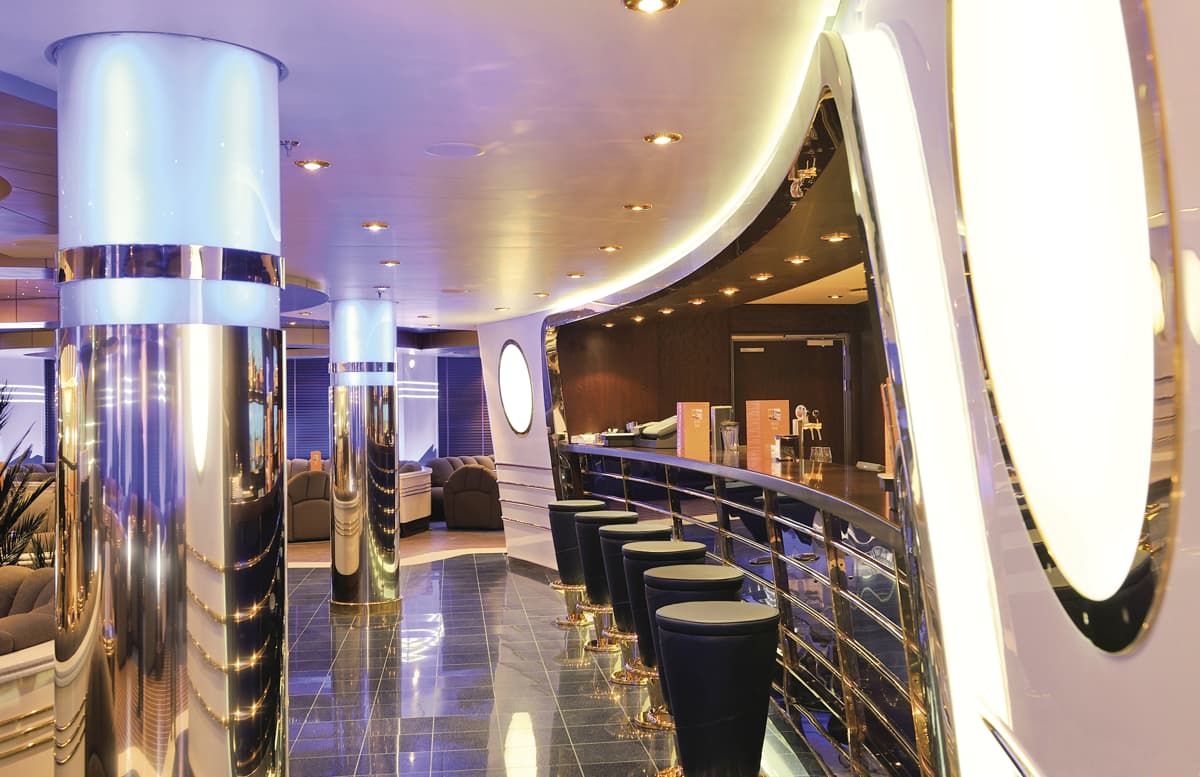 le : cabine 44