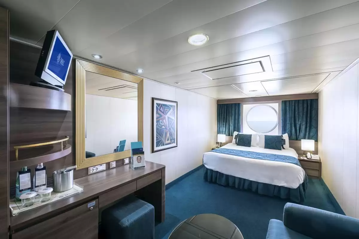 le MSC Fantasia :   0