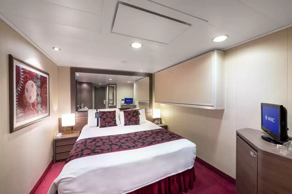 le MSC Magnifica :   10