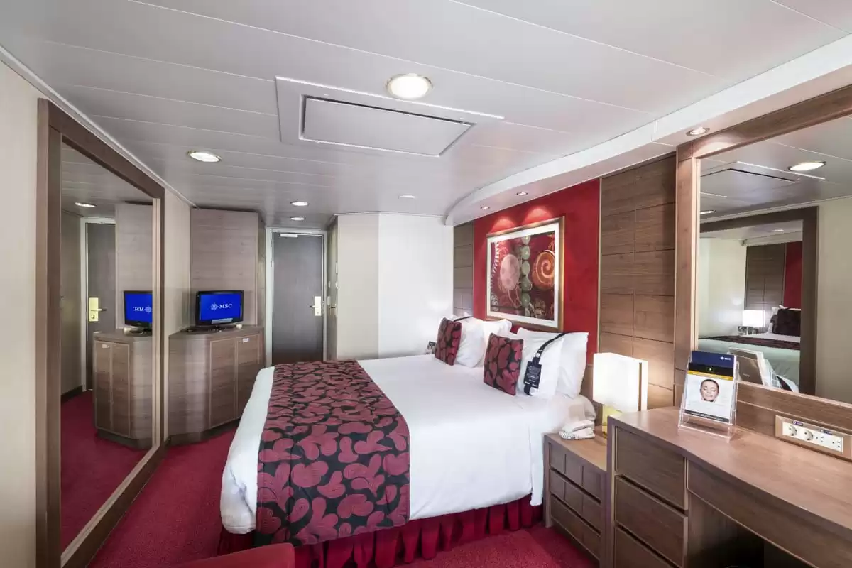 le MSC Magnifica :   11