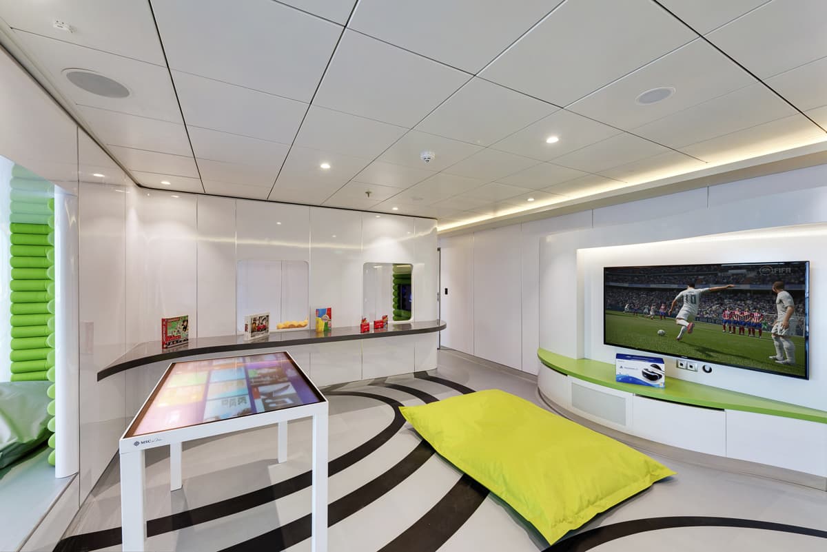 le : cabine 37