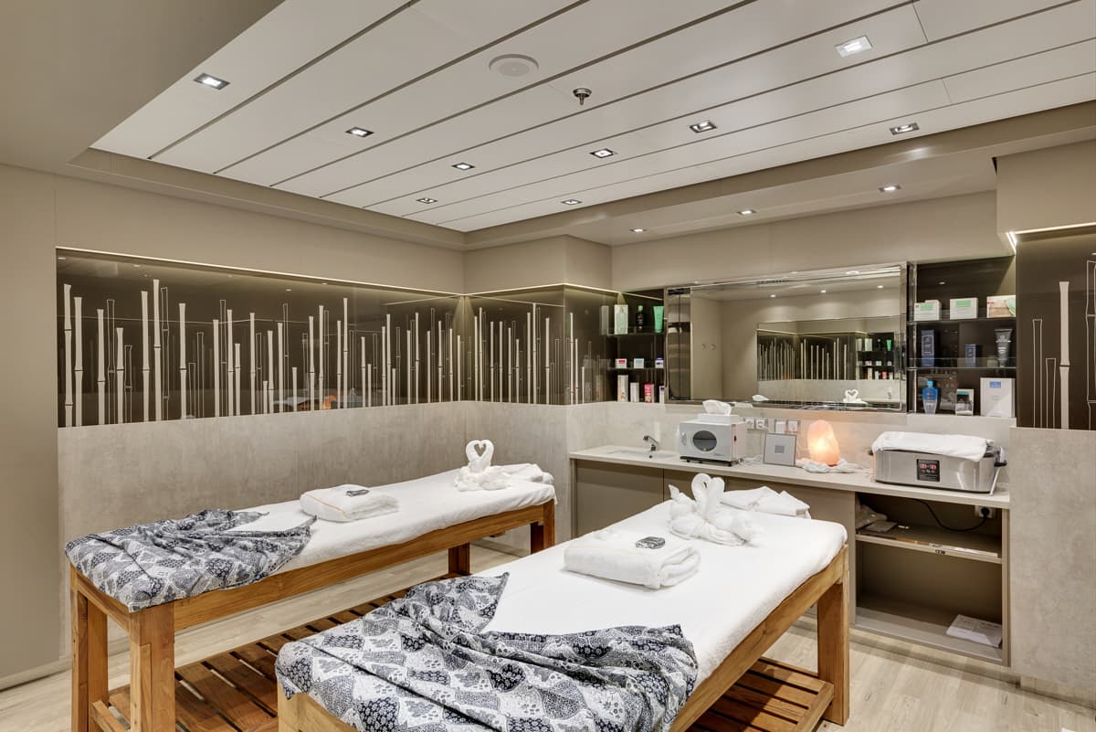 le : cabine 53
