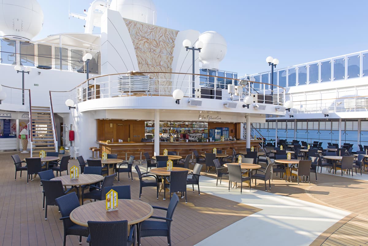 le : cabine 38