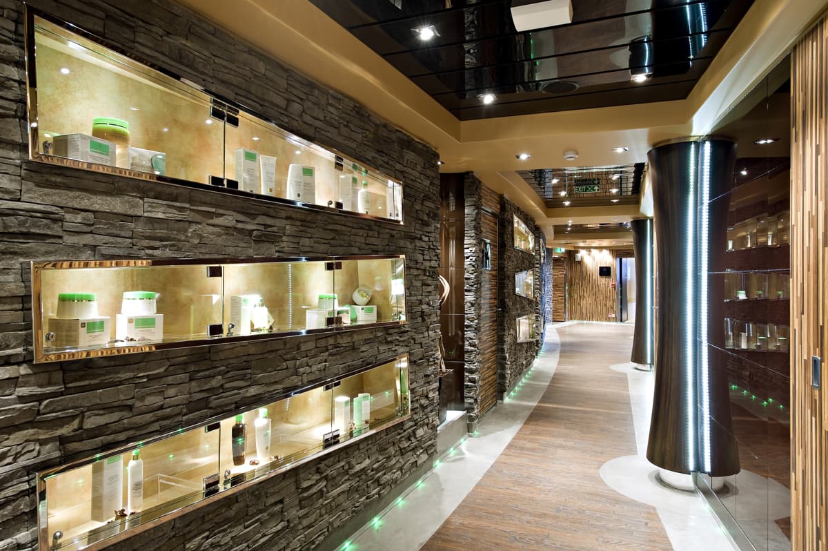 le : cabine 92