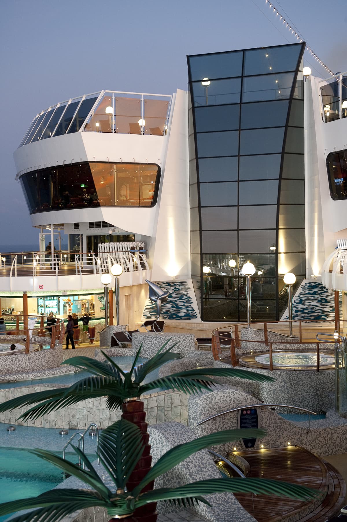 le : cabine 8
