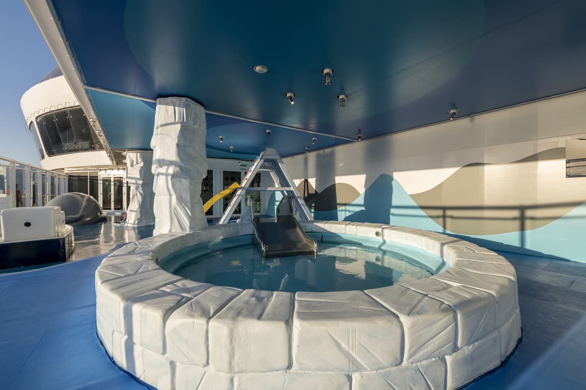 le : cabine 10