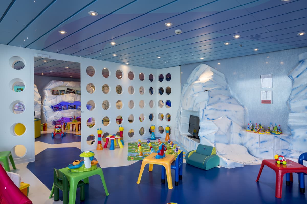 le : cabine 103