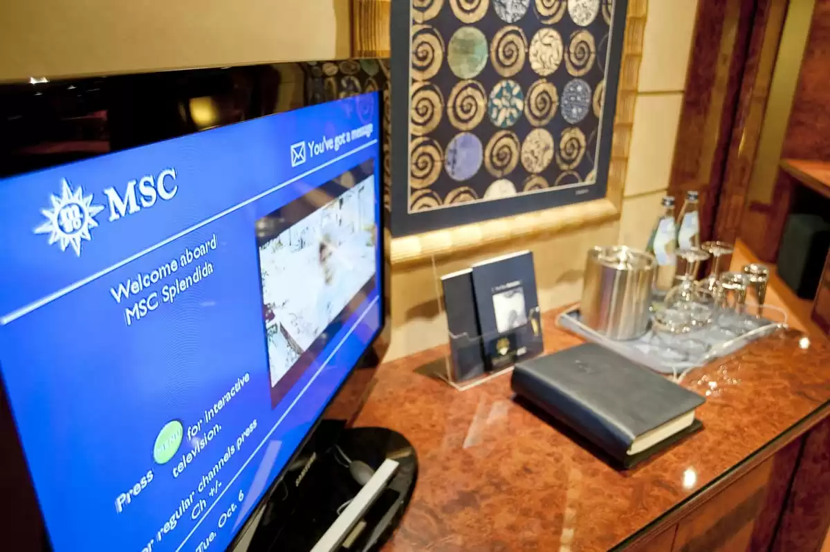 le MSC Splendida :   9