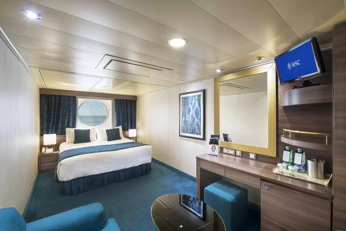 le MSC Splendida :   16