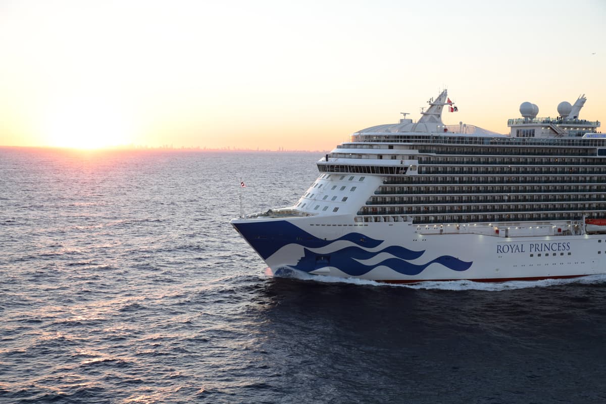 Crociere Royal Princess Tariffe e Promo 2024, itinerari, foto...