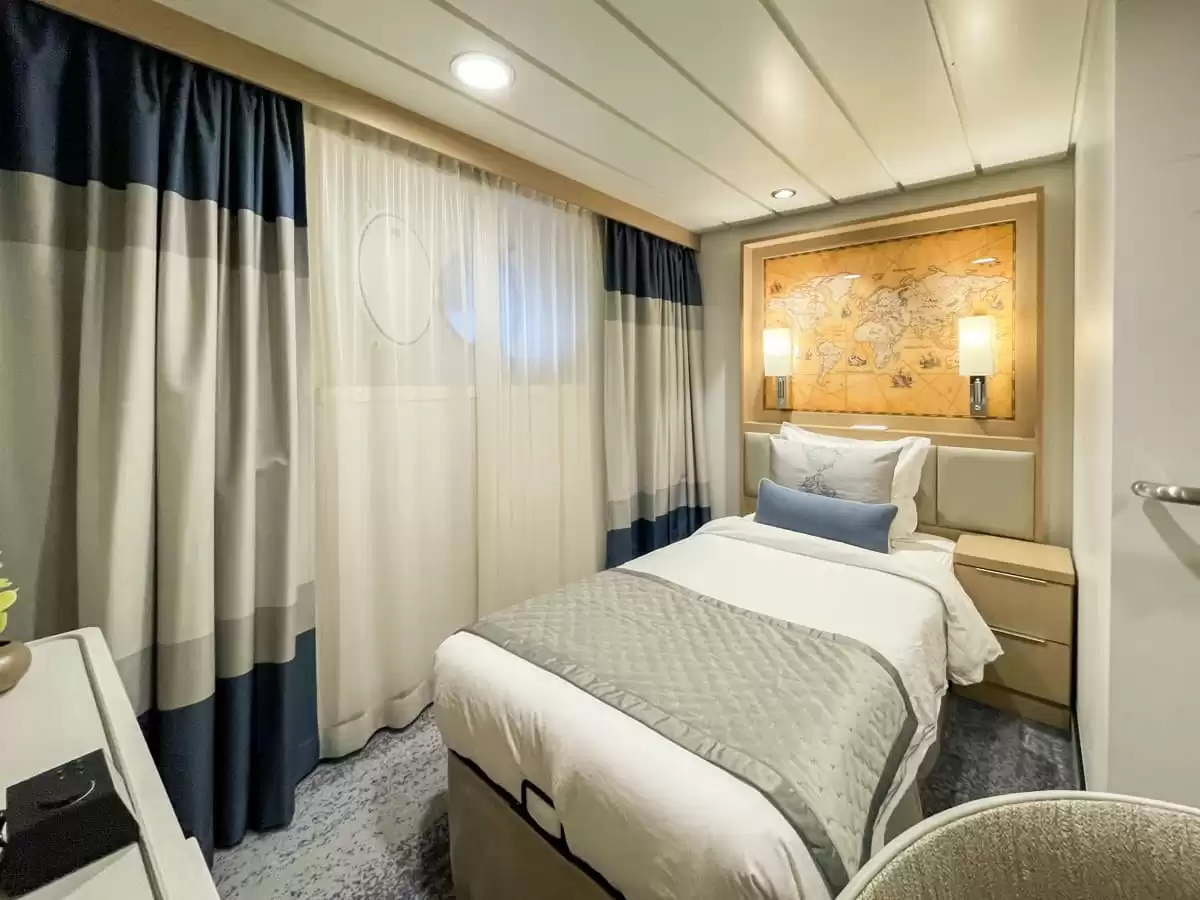 le Ocean Explorer :   8