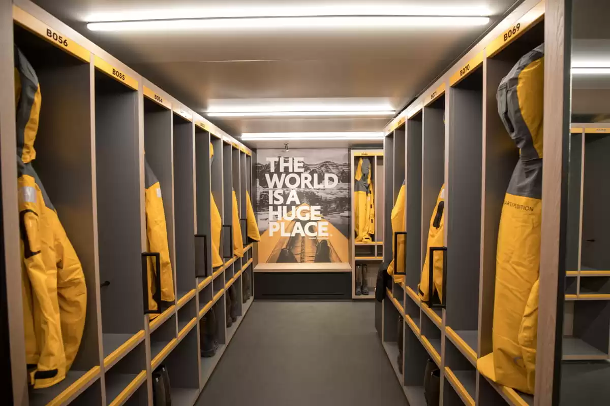 le Ultramarine :  cabine 64