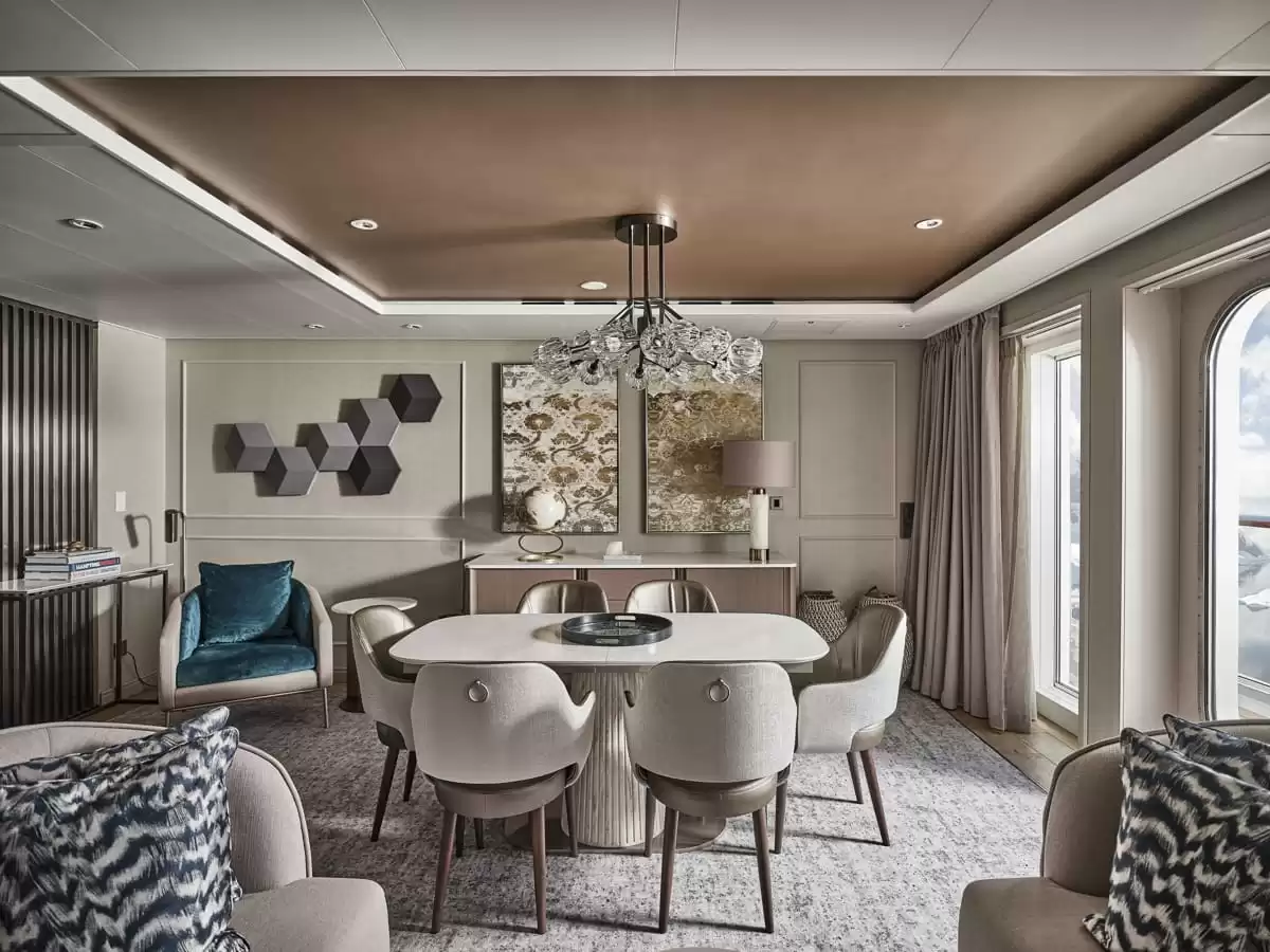 le Silver Endeavour :   13