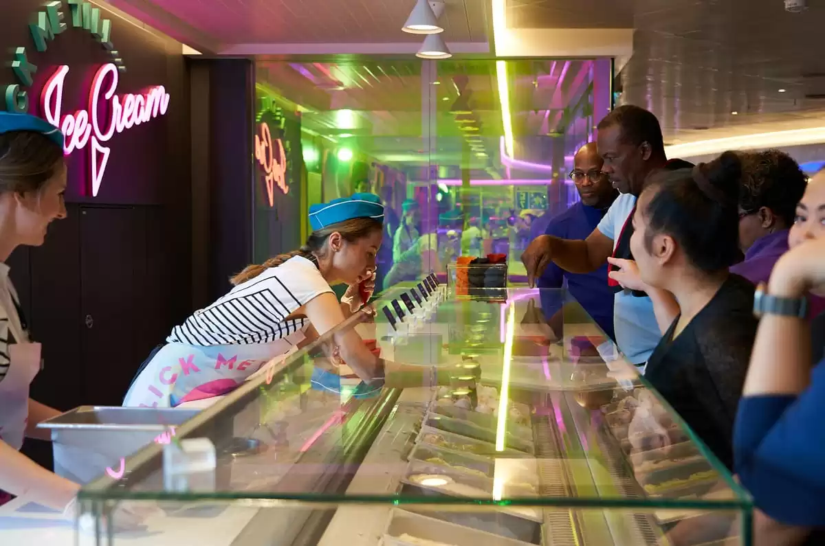 le Brilliant Lady :  cabine 52