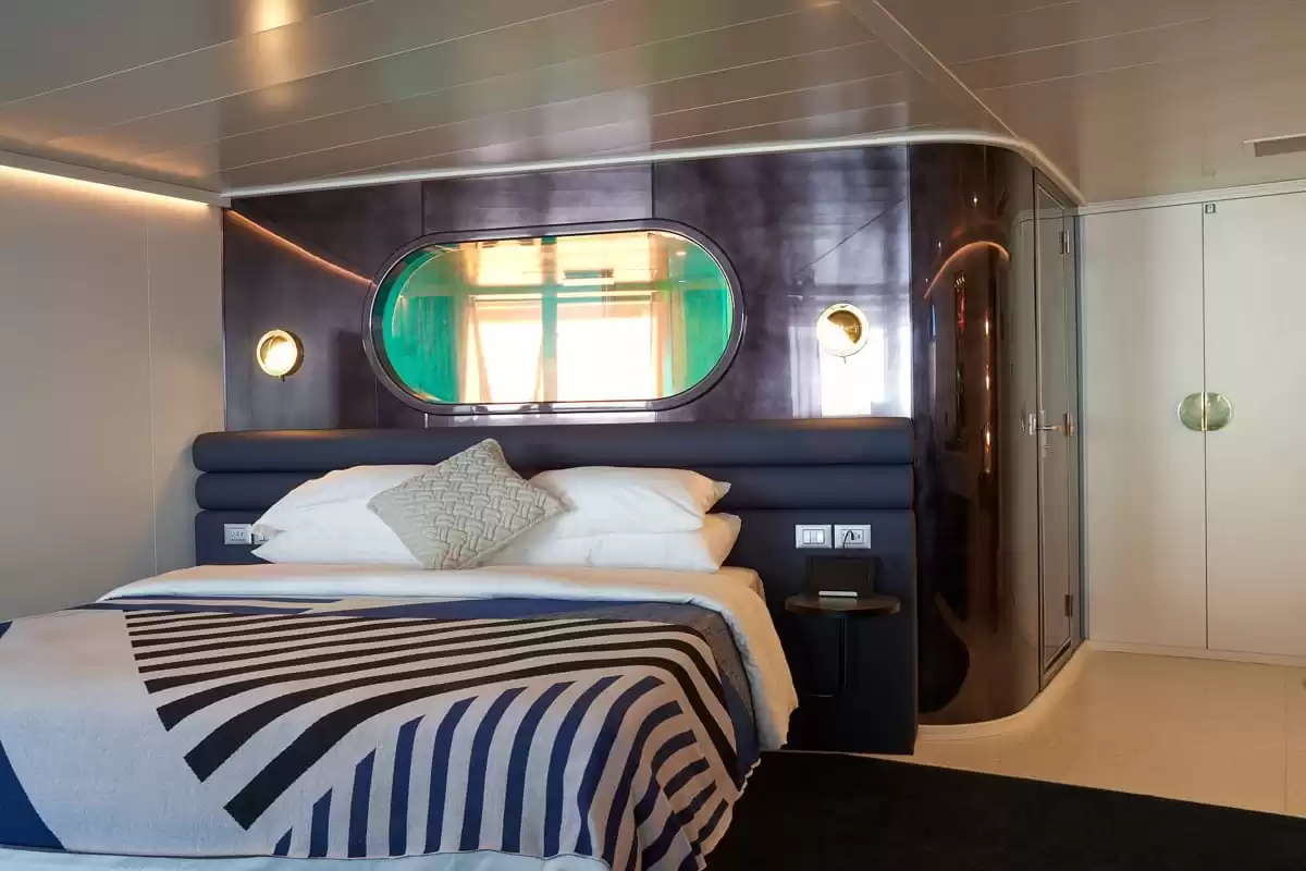 le Resilient Lady :   5