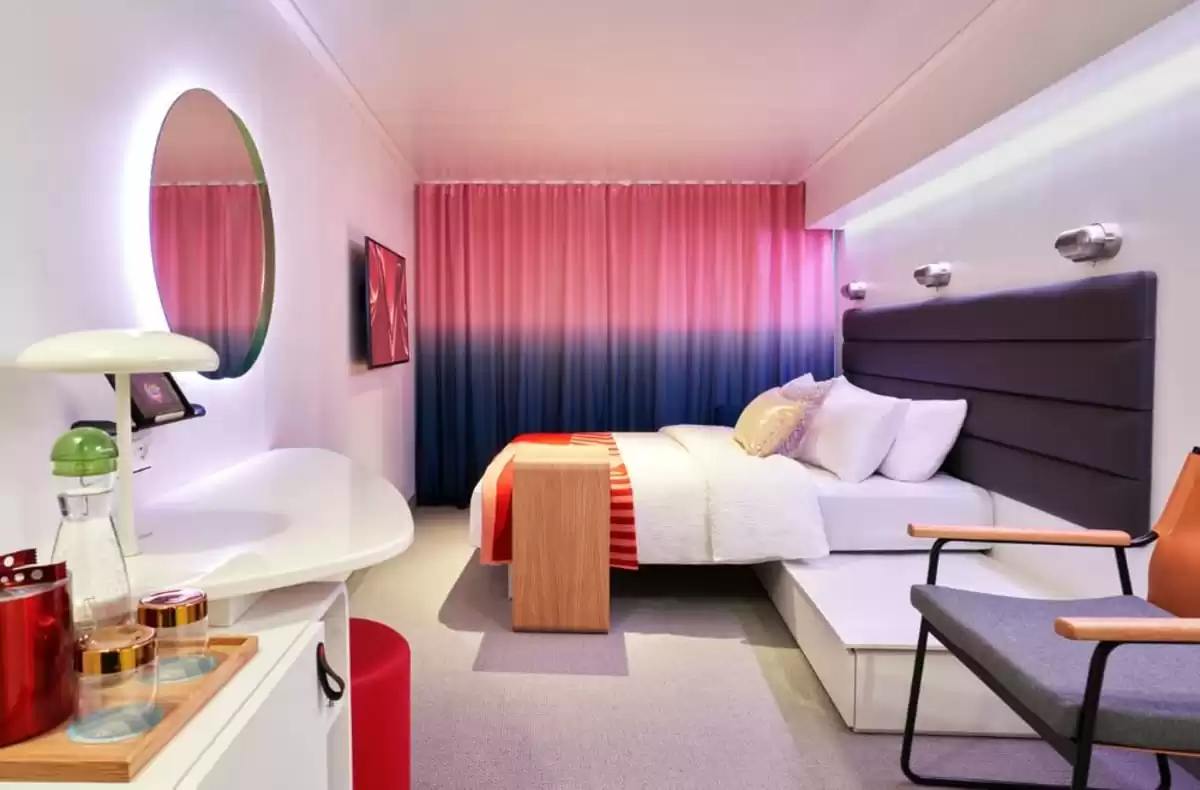 le Resilient Lady :   15