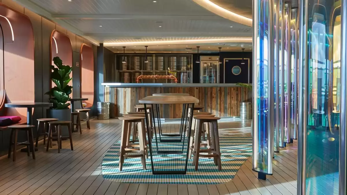 le Scarlet Lady :  cabine 27