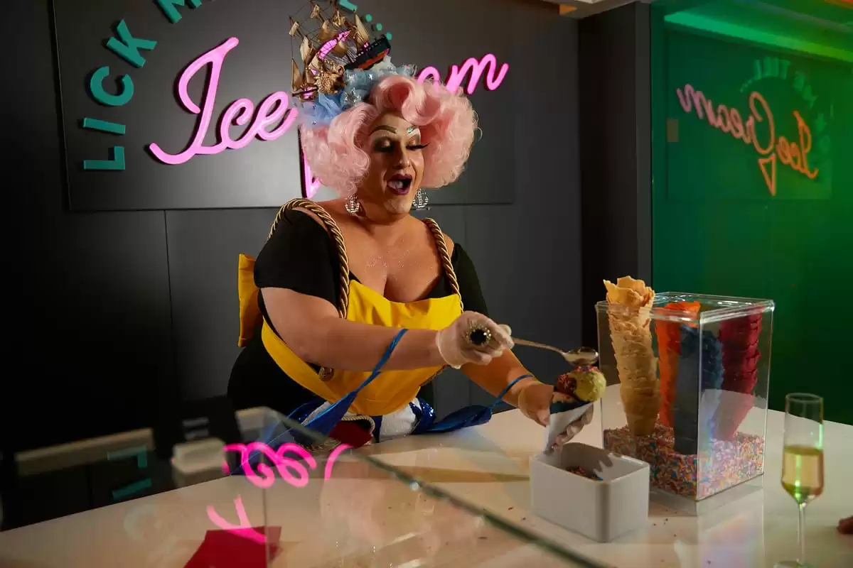 le Scarlet Lady :  cabine 48