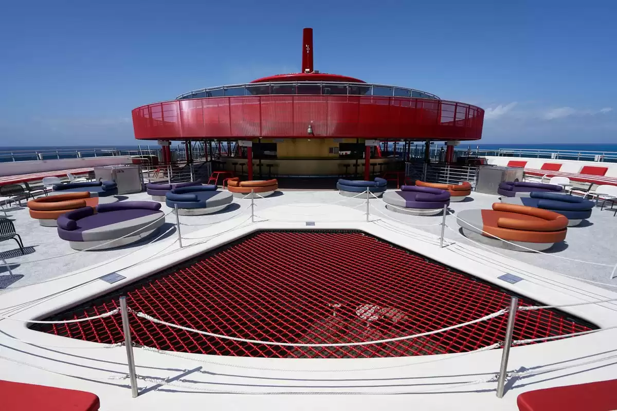 le Scarlet Lady :  cabine 140