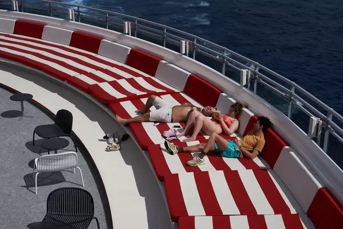 le Scarlet Lady :  cabine 145