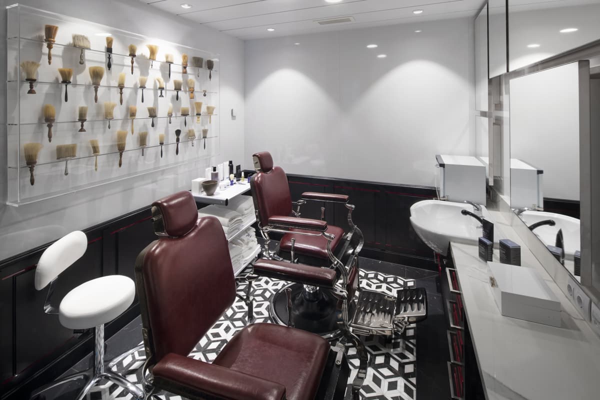 le : cabine 43