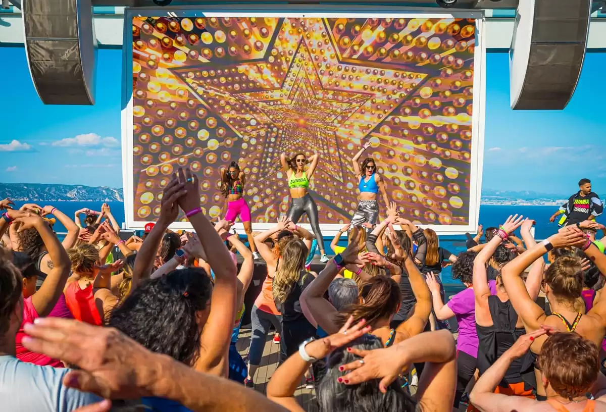 le Costa Toscana Zumba :  cabine 13