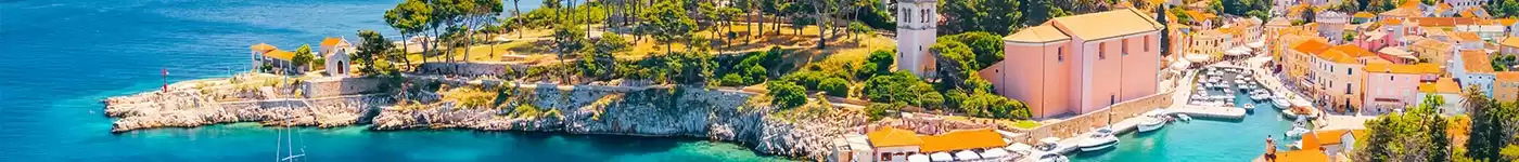 THE RITZ-CARLTON YACHT COLLECTION