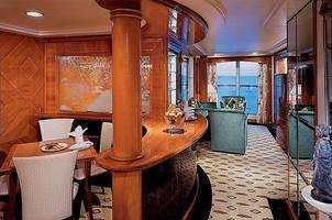 Norwegian Spirit - Suite